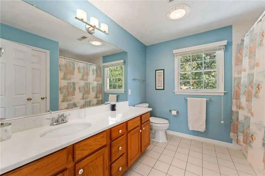 5 Spring House Lane Cumberland RI 02864