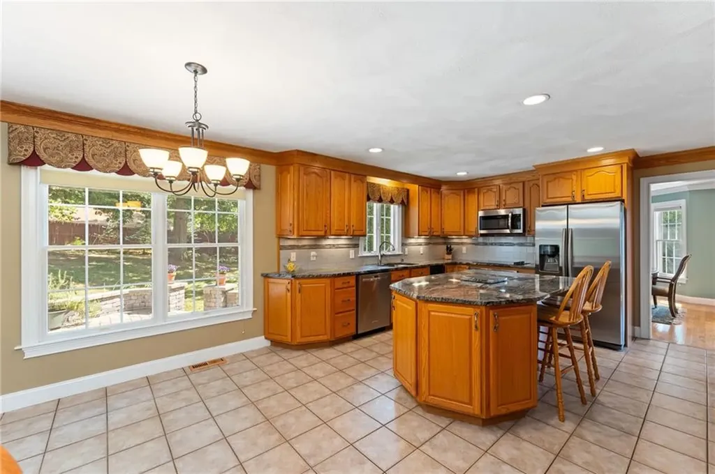 5 Spring House Lane Cumberland RI 02864