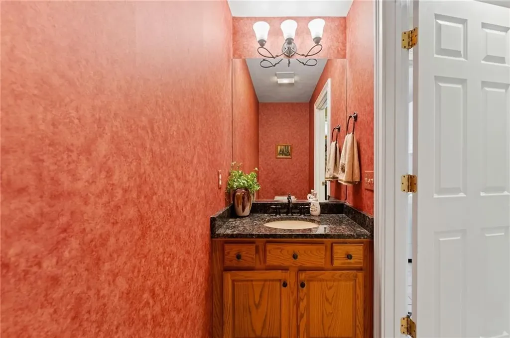 5 Spring House Lane Cumberland RI 02864