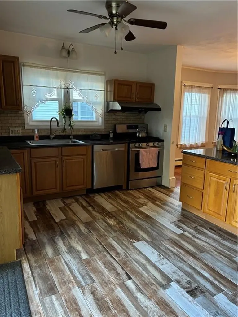 188 Orchard Street Cranston RI 02910