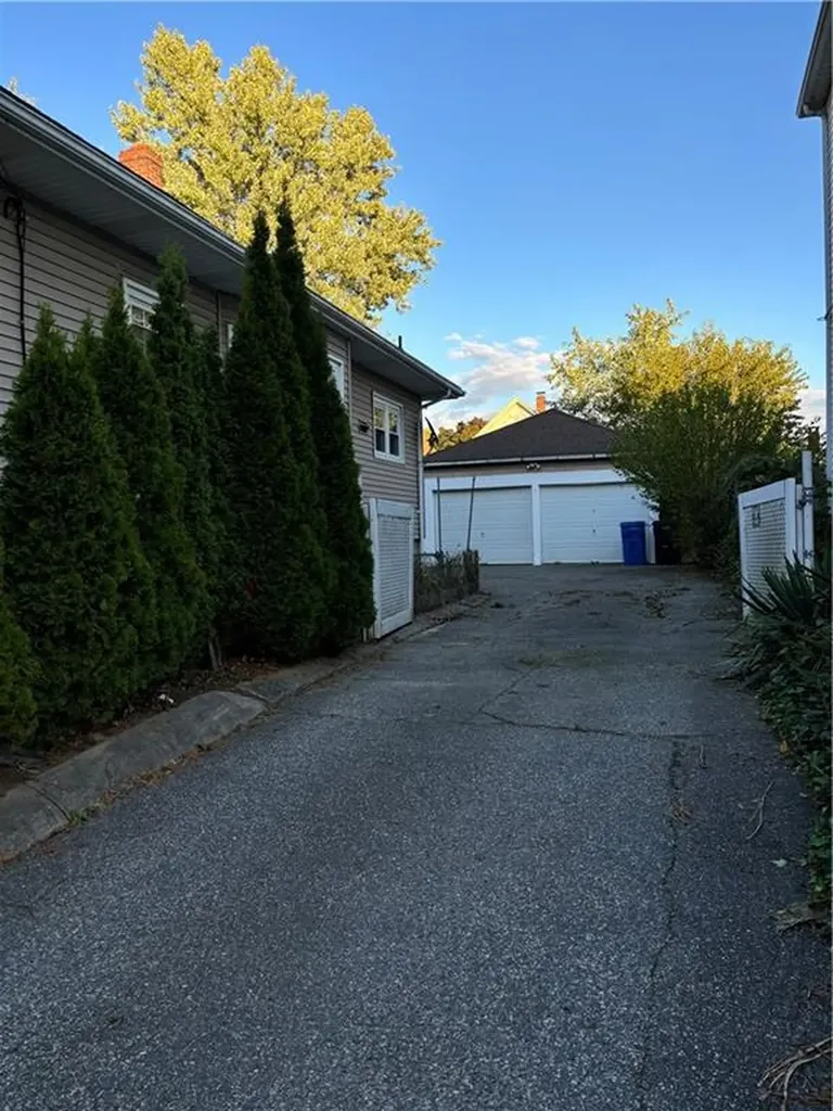 188 Orchard Street Cranston RI 02910