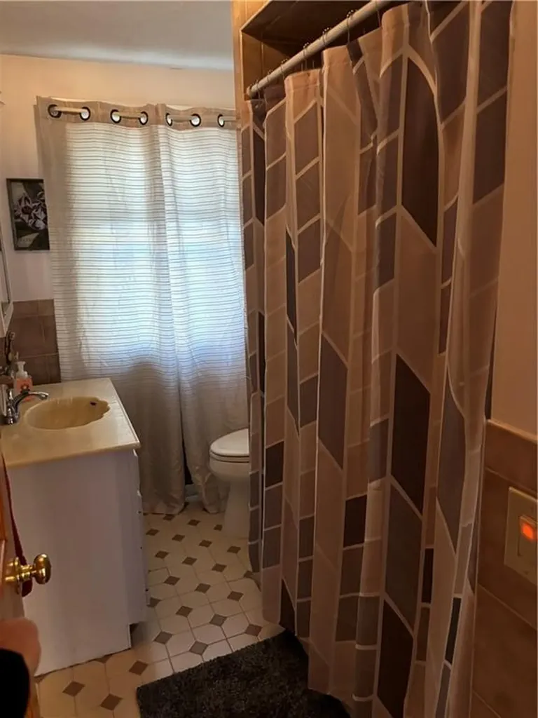 188 Orchard Street Cranston RI 02910