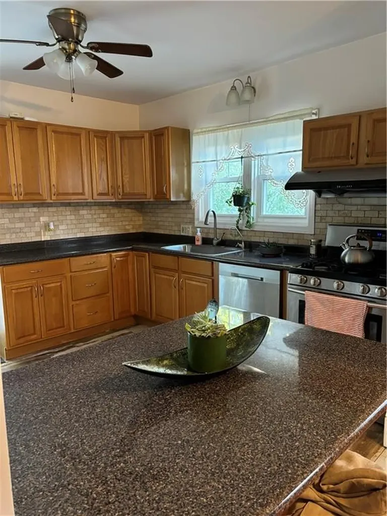 188 Orchard Street Cranston RI 02910