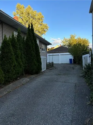 188 Orchard Street Cranston RI 02910