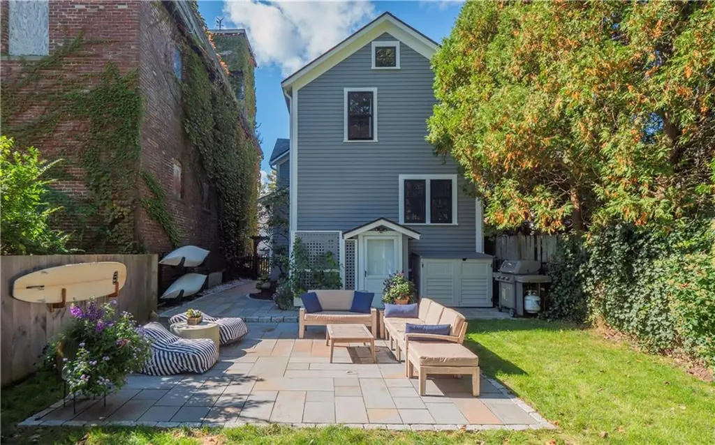 1 Guerney Court Newport RI 02840