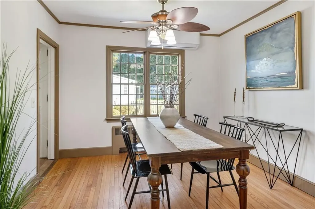 179 New Meadow Road Barrington RI 02806