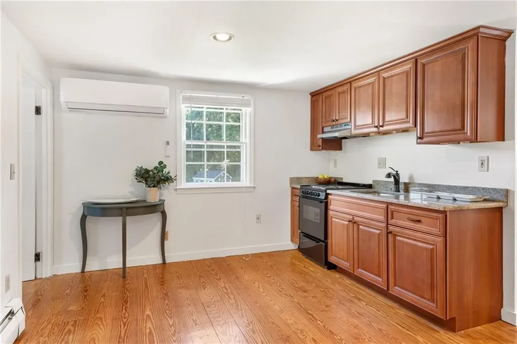 179 New Meadow Road Barrington RI 02806