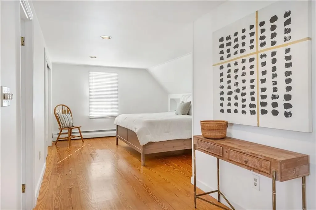 179 New Meadow Road Barrington RI 02806