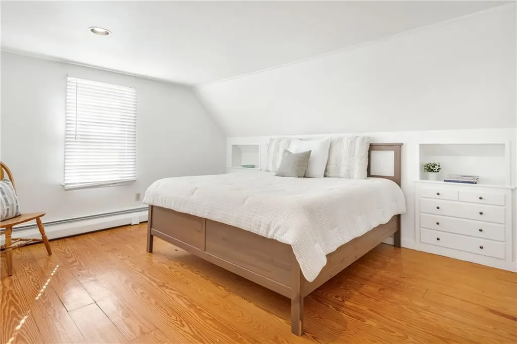 179 New Meadow Road Barrington RI 02806