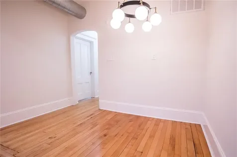 82 High Street Bristol RI 02809