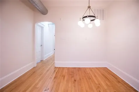 82 High Street Bristol RI 02809