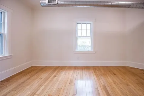 82 High Street Bristol RI 02809