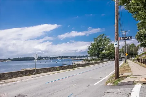 82 High Street Bristol RI 02809