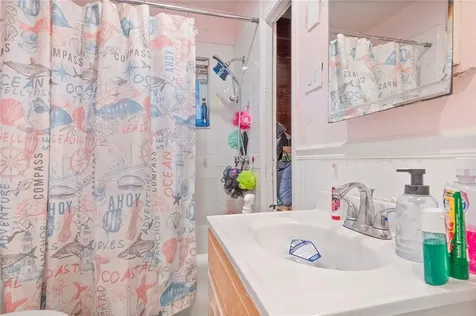 117 Smith Street Cranston RI 02905