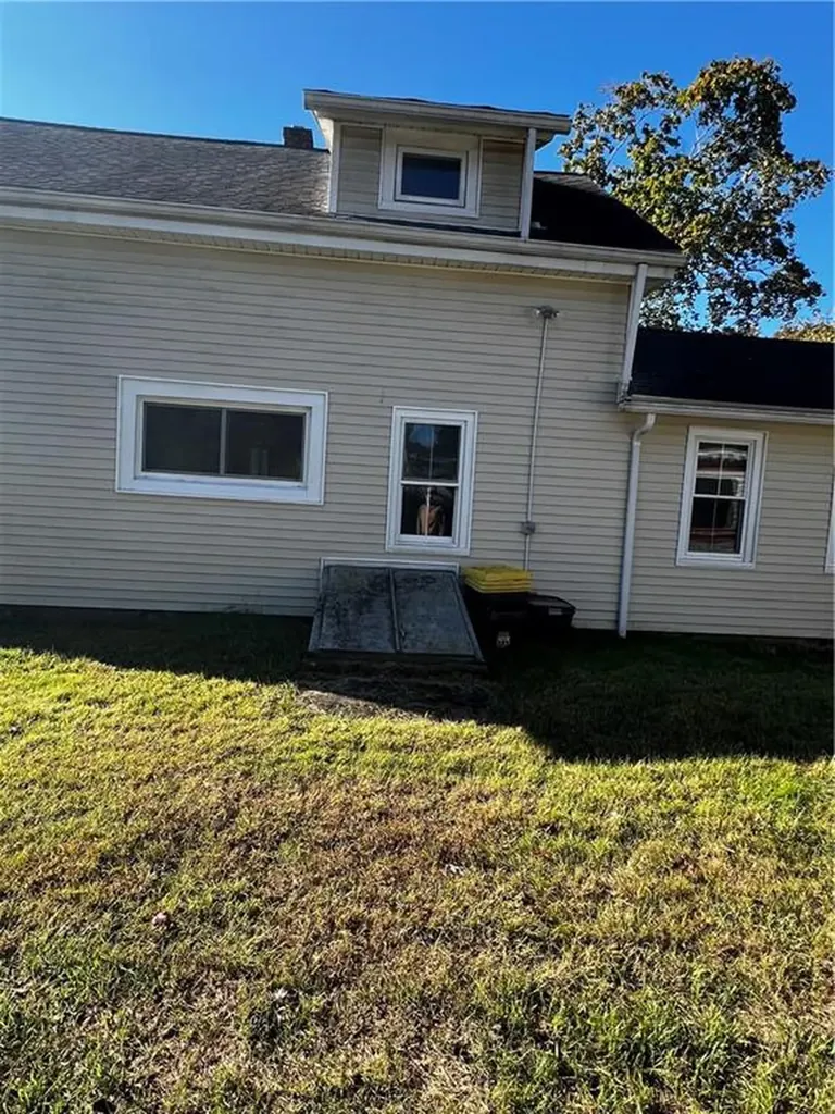 26 Battey Avenue Coventry RI 02816