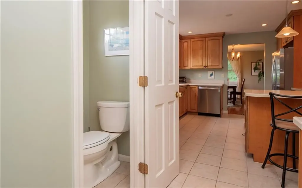 80 Bliss Mine Road Newport RI 02840