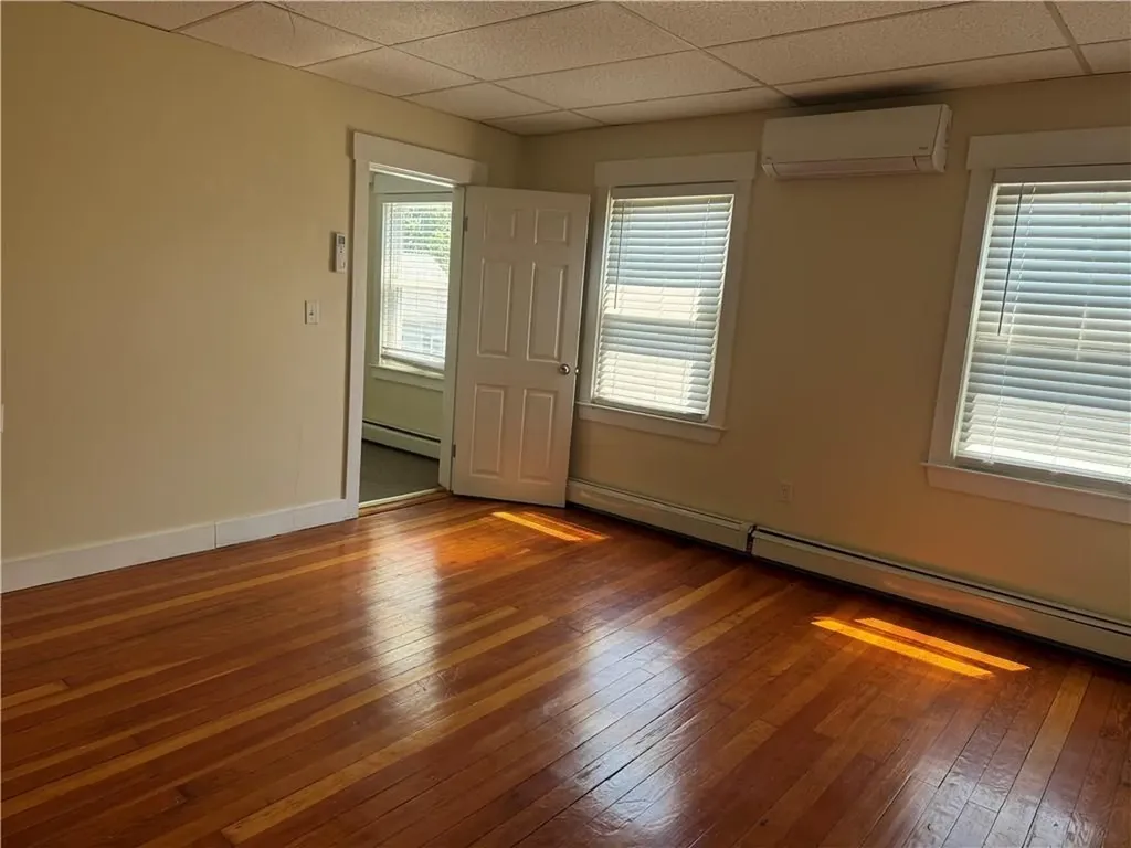 38 40 Freebody Street Newport RI 02840