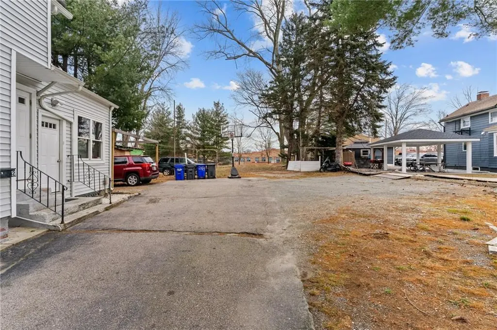 243 Killingly Street Providence RI 02909