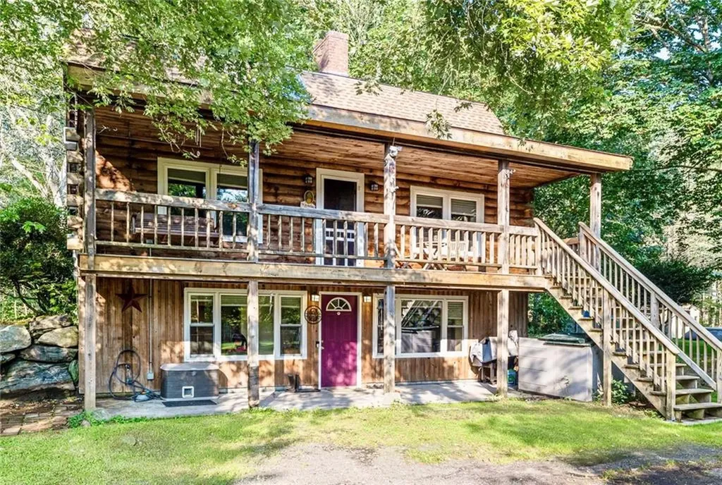 46 Simmons Road Little Compton RI 02837