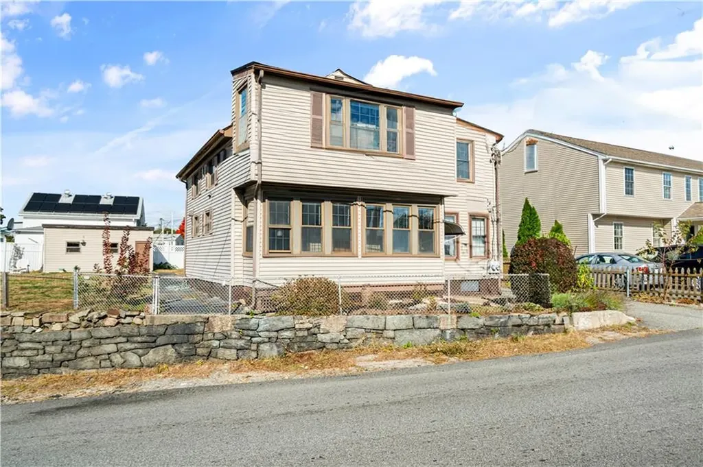 34 Carpenter Street Cumberland RI 02864