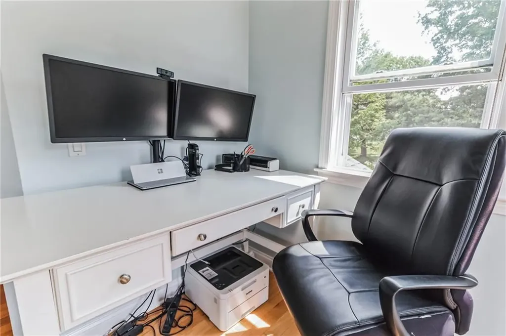 110 Orchard Avenue Middletown RI 02842