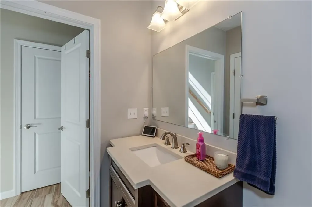 1185 Central Avenue Johnston RI 02919