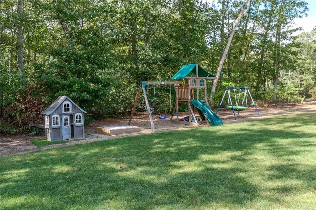 1185 Central Avenue Johnston RI 02919