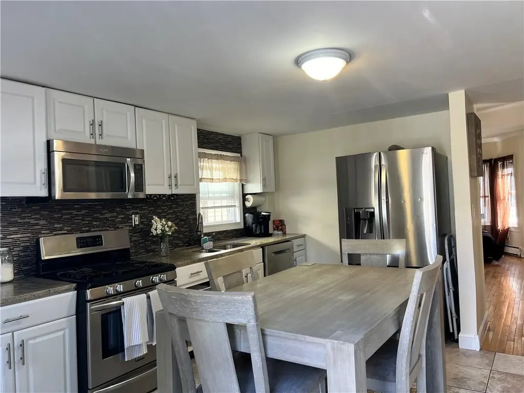 297 Swan Street Providence RI 02905