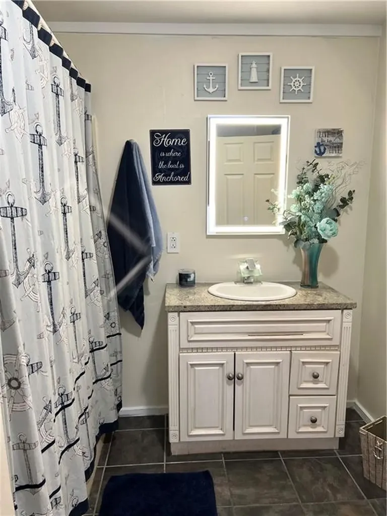 297 Swan Street Providence RI 02905