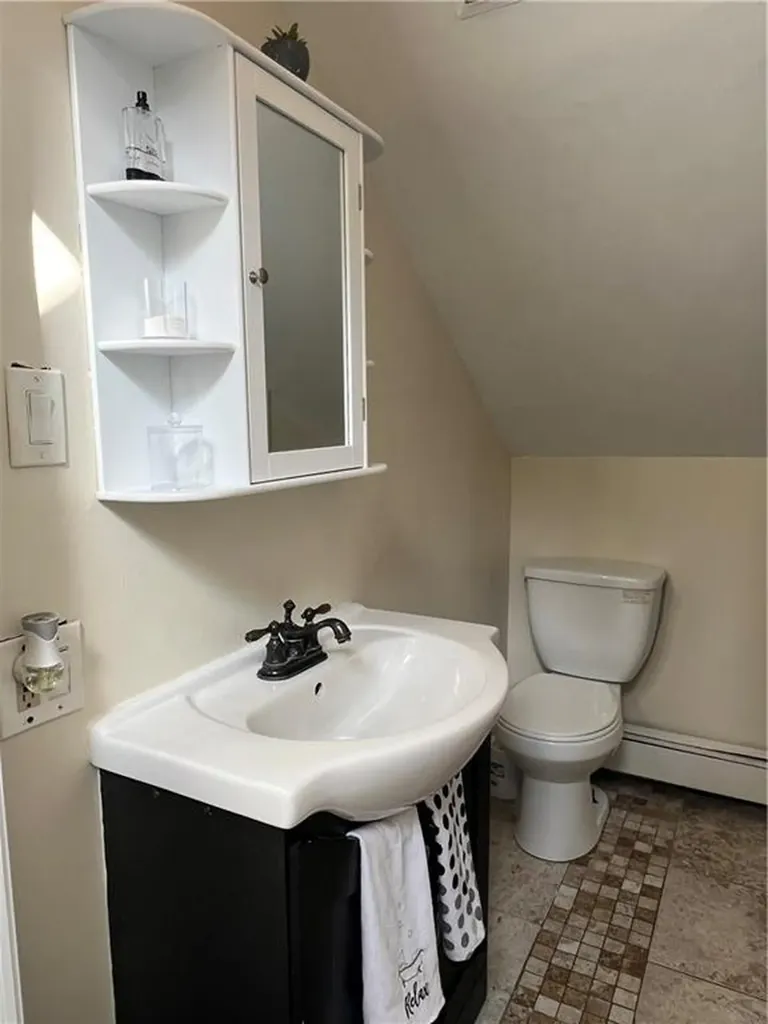 297 Swan Street Providence RI 02905