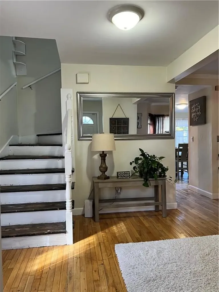 297 Swan Street Providence RI 02905