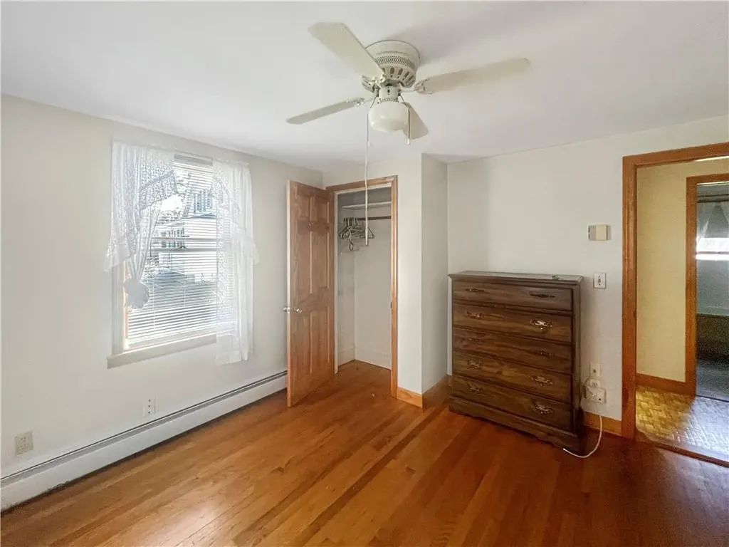 25 Kinnicutt Avenue Warren RI 02885