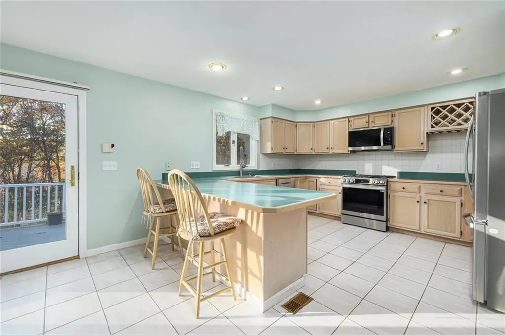 42 Rollingwood Drive Johnston RI 02919