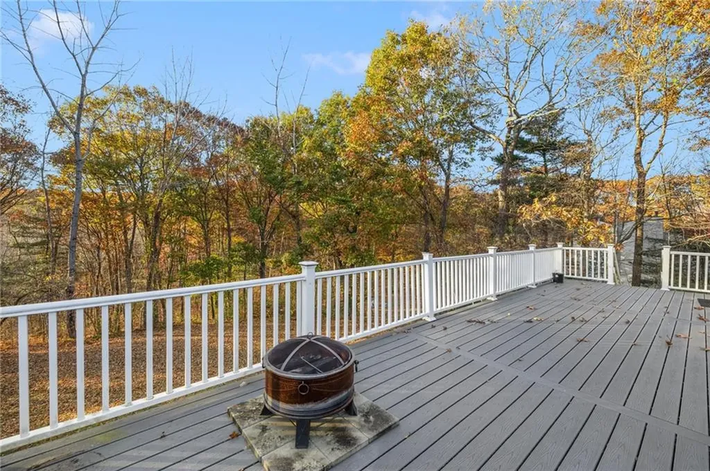 42 Rollingwood Drive Johnston RI 02919