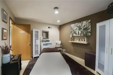 970 Hope Street Bristol RI 02809