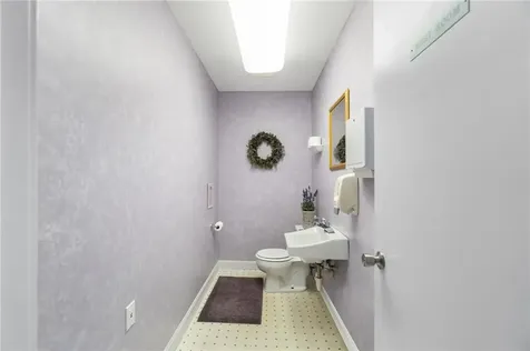 970 Hope Street Bristol RI 02809