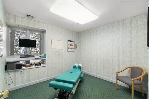 970 Hope Street Bristol RI 02809