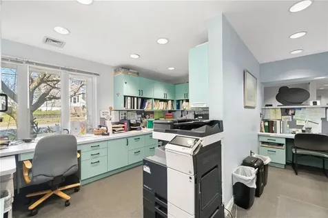 970 Hope Street Bristol RI 02809