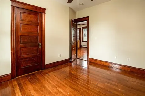 6 County Street Newport RI 02840
