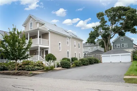 6 County Street Newport RI 02840