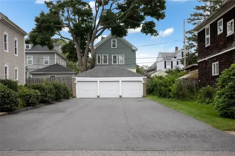 6 County Street Newport RI 02840