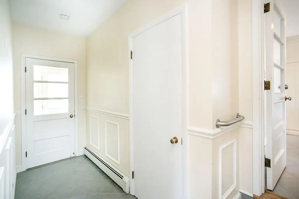 41 Clayton Street Middletown RI 02842