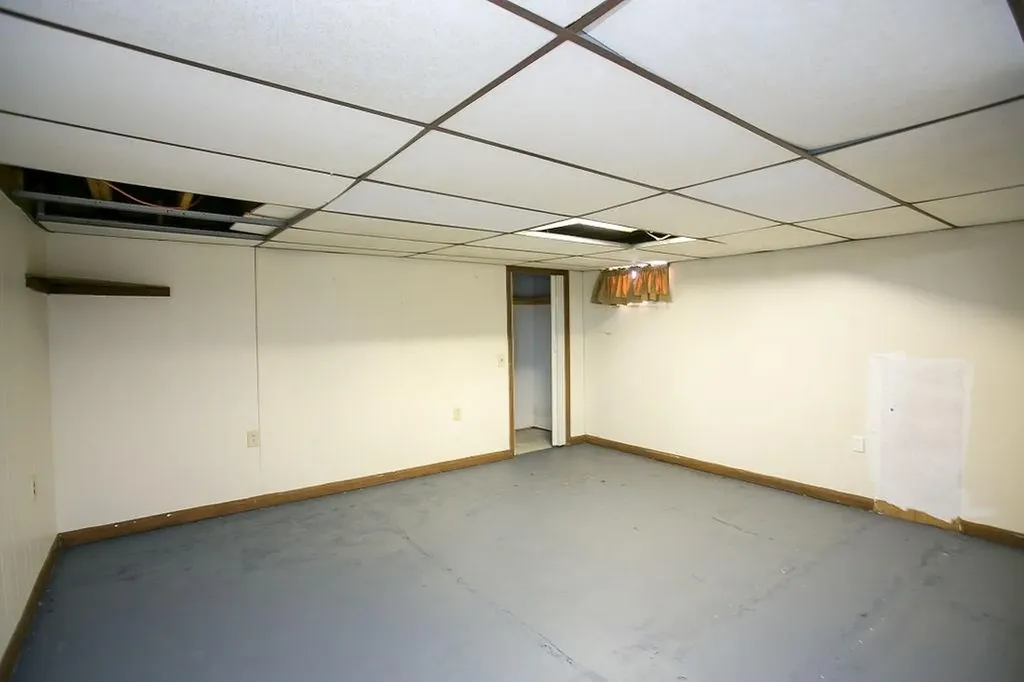 41 Clayton Street Middletown RI 02842