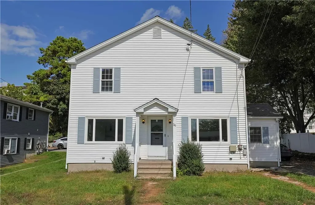 746 Elm Street Woonsocket RI 02895