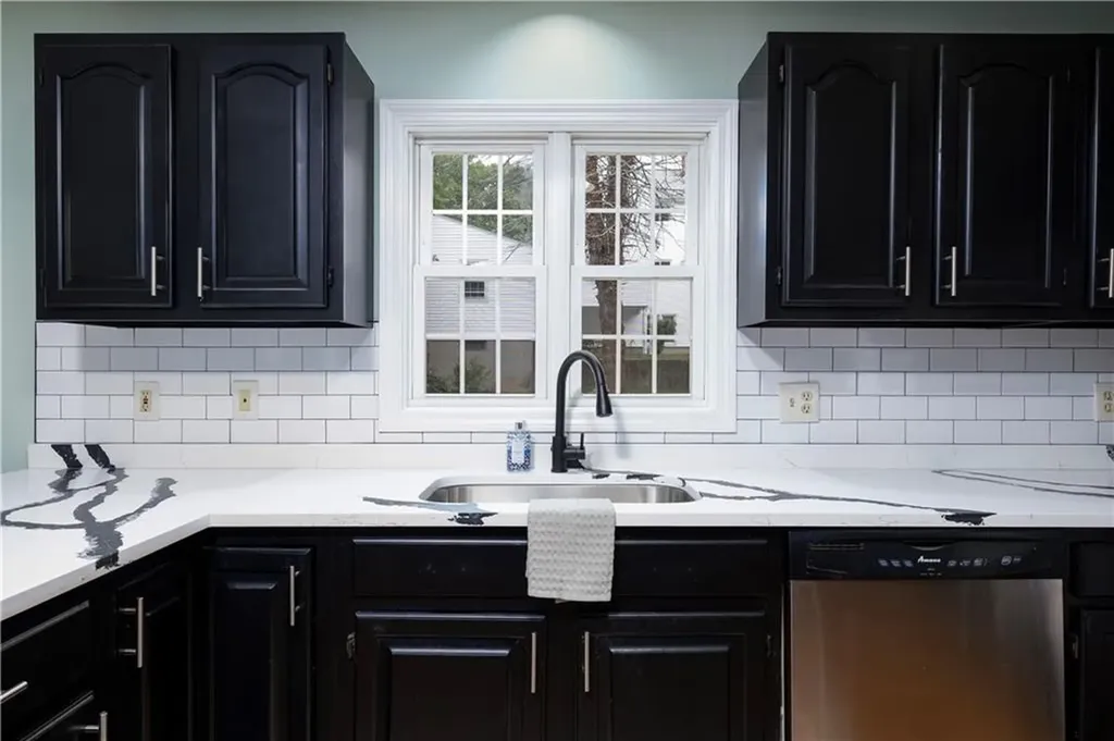 746 Elm Street Woonsocket RI 02895