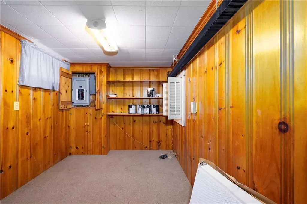 746 Elm Street Woonsocket RI 02895