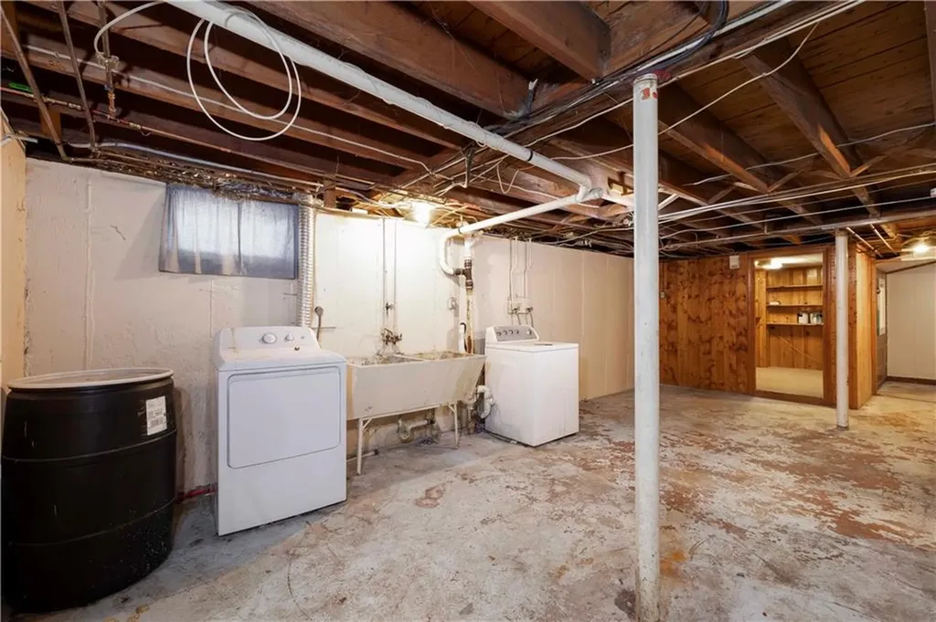 746 Elm Street Woonsocket RI 02895