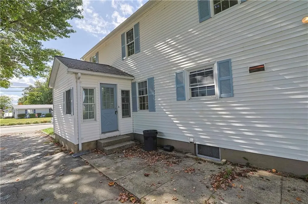 746 Elm Street Woonsocket RI 02895