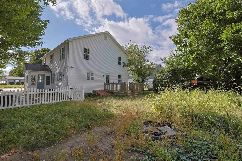 746 Elm Street Woonsocket RI 02895