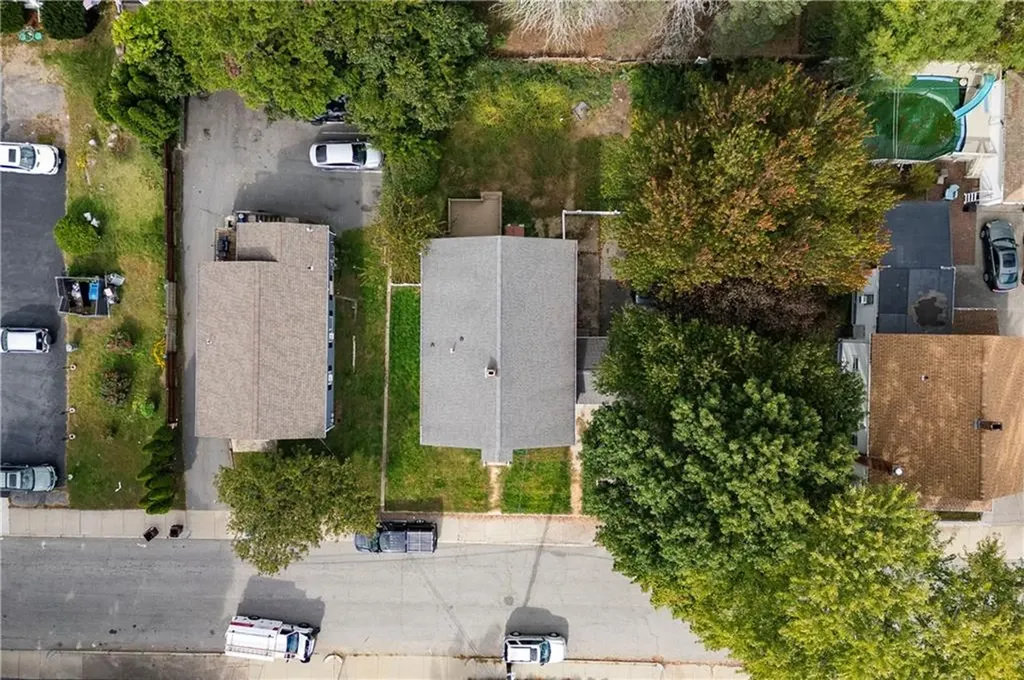 746 Elm Street Woonsocket RI 02895